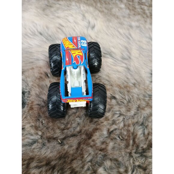 Hot Wheels Monster Trucks Race Ace 68 Toy Car With Flame Decals & Oversized Whee - Picture 4 of 7